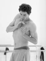 Orlando – Marco Goecke; William Moore, Stuttgarter Ballett, 2010, © Marcia Breuer