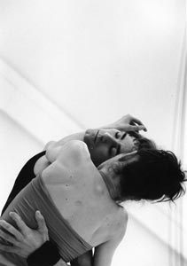Melodious gimmick to keep the boys in line – Marc Spradling; Friedemann Vogel und Bridget Breiner, Stuttgarter Ballett, 2005, © Marcia Breuer