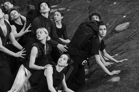 Le Scare du Printemps – Marcos Morau; Ensemble, Ballett am Rhein, Düsseldorf/Duisburg, 2023, © Marcia Breuer